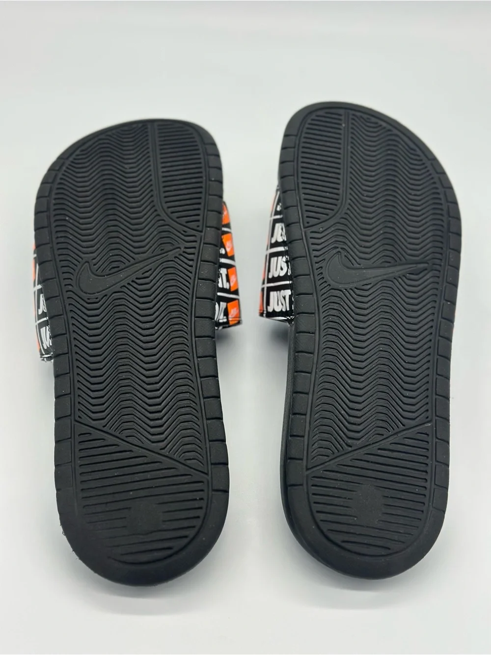 Nike Benassi JDI Print Just Do It Men's Slides Sandal Black Orange Size 9